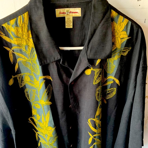 Tommy Bahama Other - Tommy Bahama Black xxl HP 7/2023